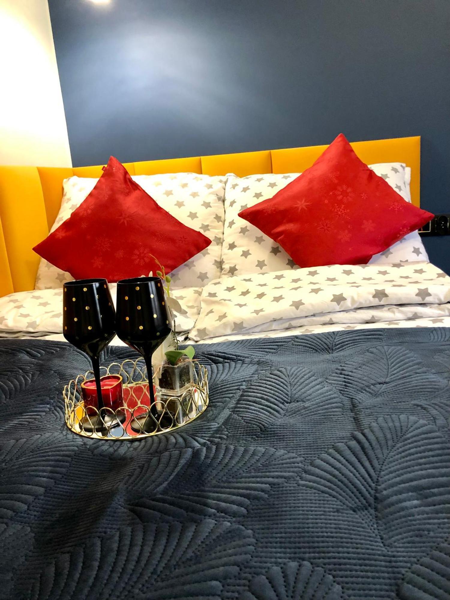 Golden Luxury Suite Nowy Dwór Mazowiecki Kültér fotó